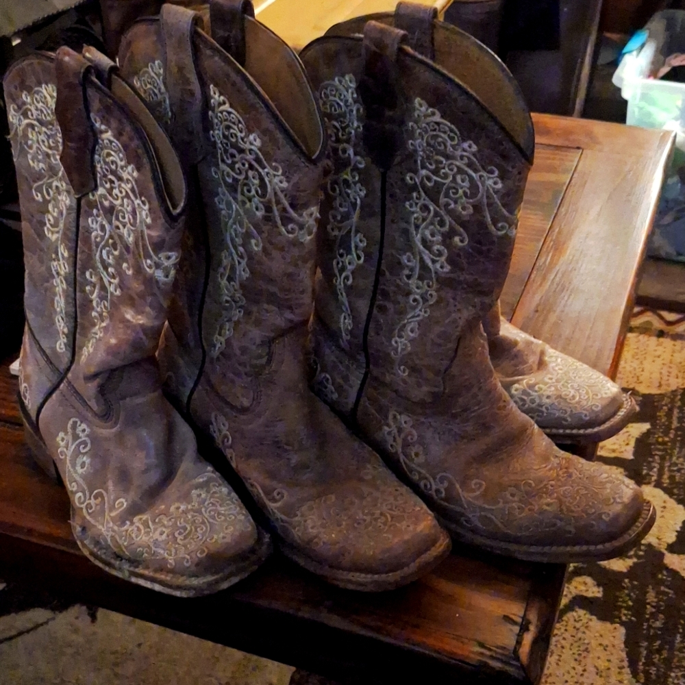 Girls western boots